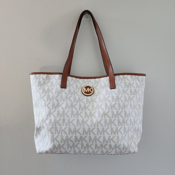 Michael Kors Handbags - Michael Kors Tote Bag